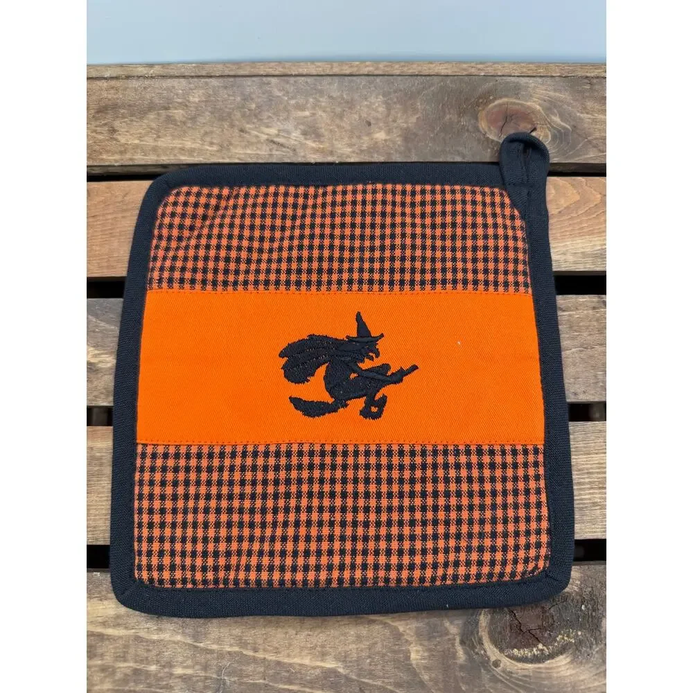 Set of 3 Halloween Pot Holders -Orange Black Gingham Plaid -Flying Witch Quilted